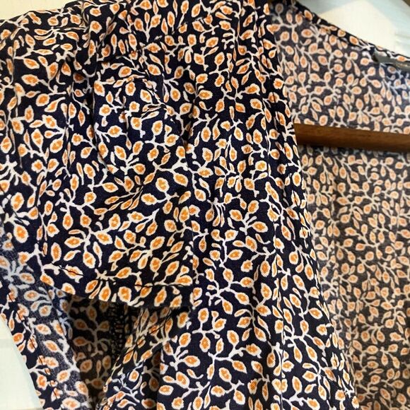 Aerie wrap mini dress, beautiful pattern, excellent condition, size XS - Picture 2 of 3